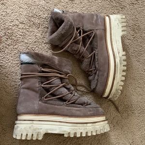 Paloma Barcelo Boots